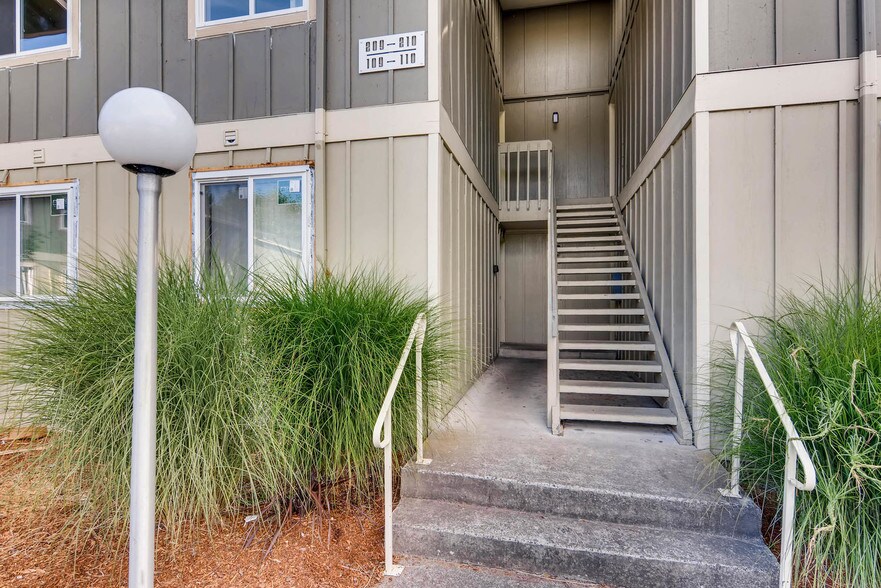 More Photos Of 2628 NE Red Sunset Dr, Gresham Apartments For Sale