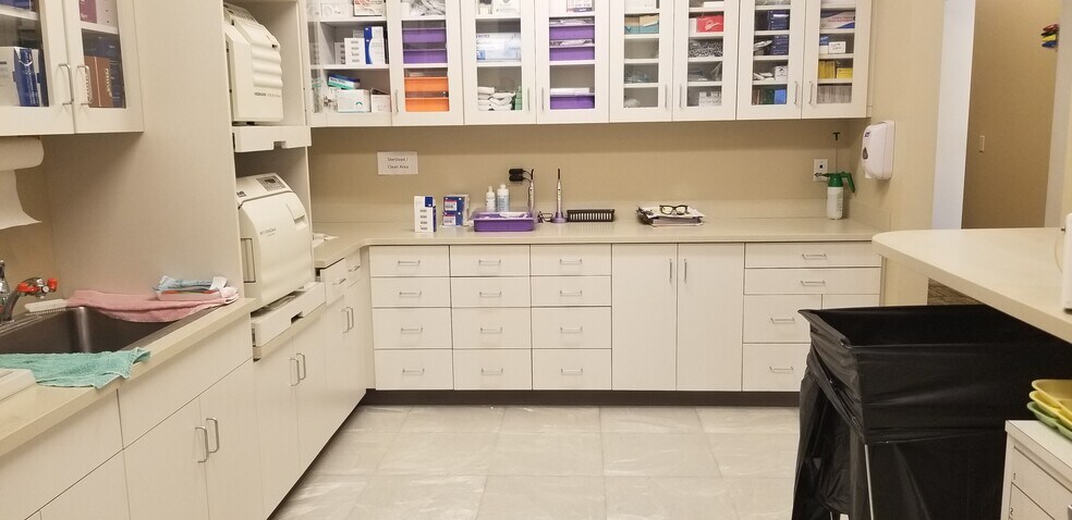 More Photos Of 5250 Freemansburg Ave, Easton Office For Sale