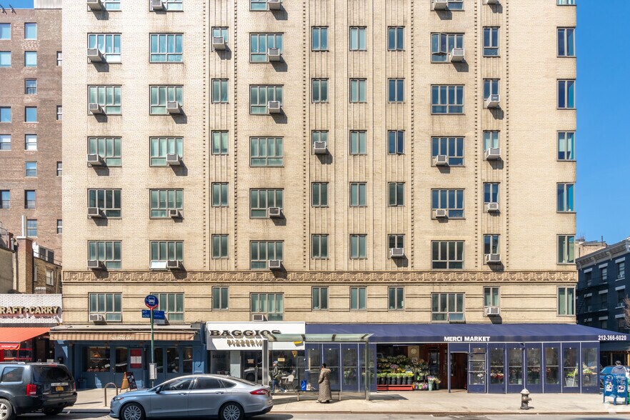 More Photos Of 200 W 20th St, New York Apartments For Lease