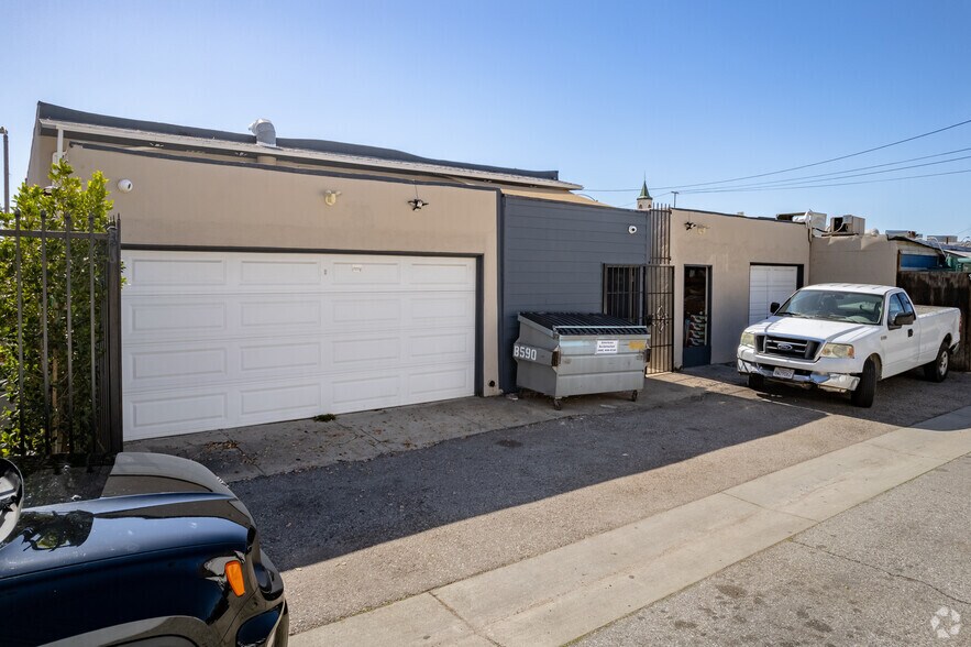 More Photos Of 1517 E Washington Blvd, Pasadena Storefront Retail Residential For Sale