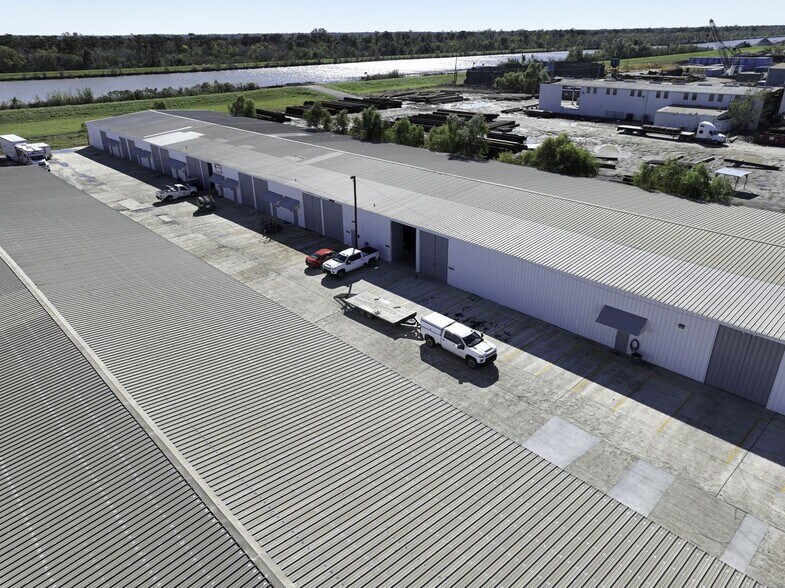 More Photos Of 2211 - 2217 Engineers Rd, Belle Chasse Unknown For Lease