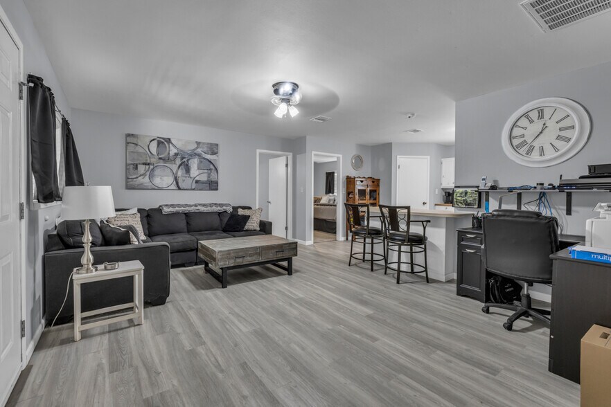 More Photos Of 2001 Ponderosa Dr, Canyon Lake Specialty For Sale