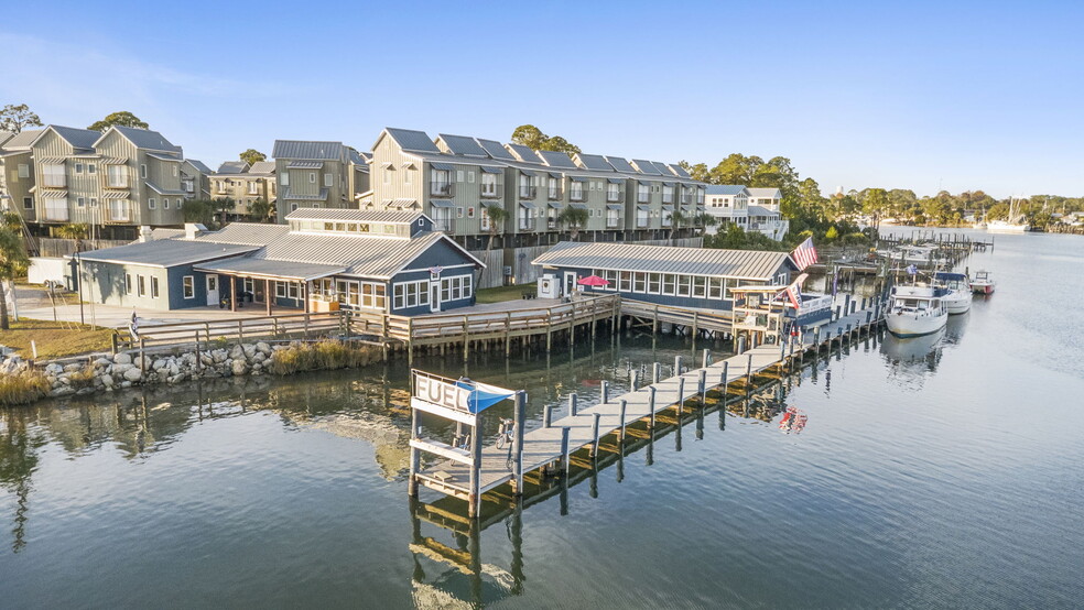 Primary Photo Of 275 Timber Island Rd, Carrabelle Restaurant For Sale