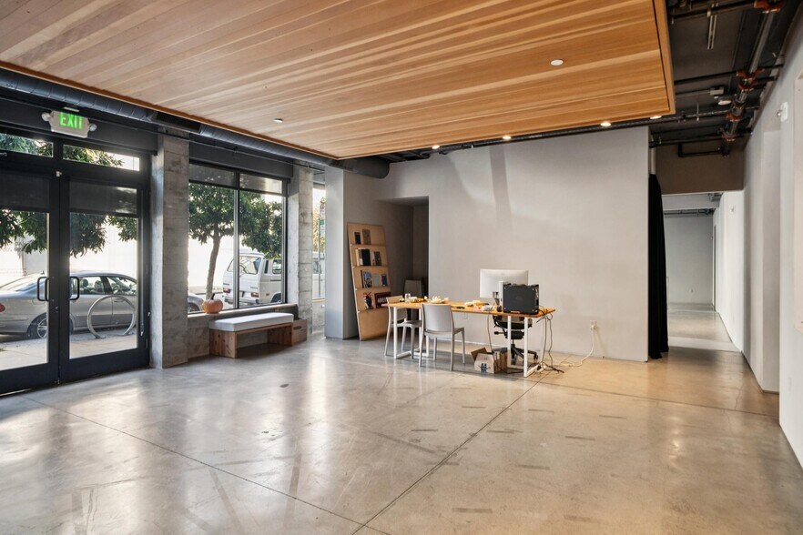 More Photos Of 2405 Folsom St, San Francisco Multifamily For Sale