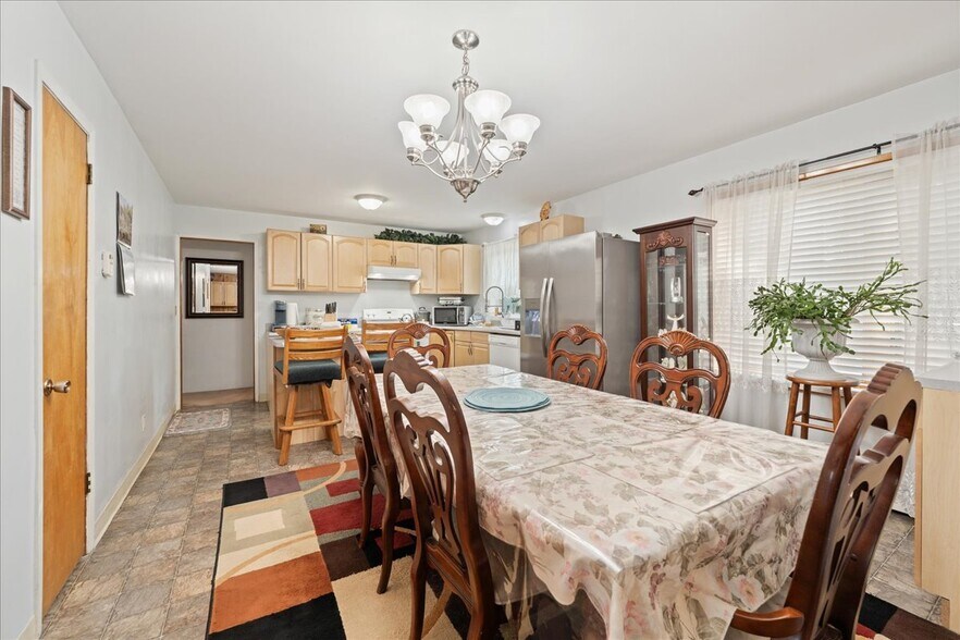More Photos Of 205 A St, Fairbanks Apartments For Sale