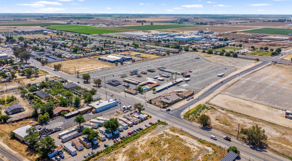 More Photos Of 9000 Lacey Blvd, Hanford Land For Sale