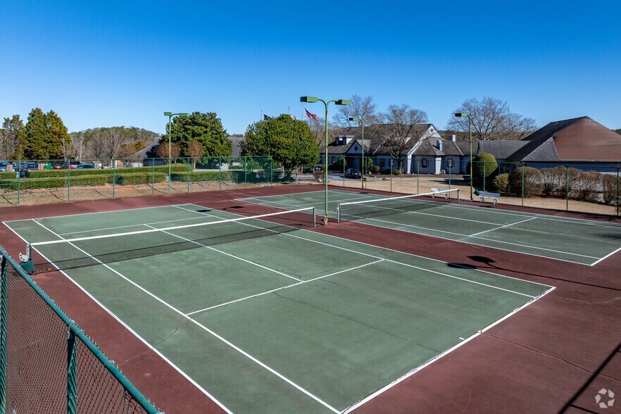 3254 Clubside View Ct, Snellville, GA 30039 Golf Course Driving Range