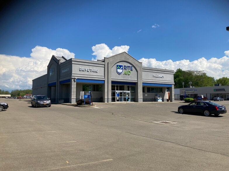 More Photos Of 1166 Central Ave, Dunkirk Drugstore For Sale