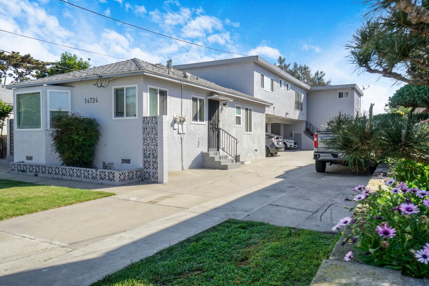 More Photos Of 14724 S Budlong Ave, Gardena Multifamily For Sale