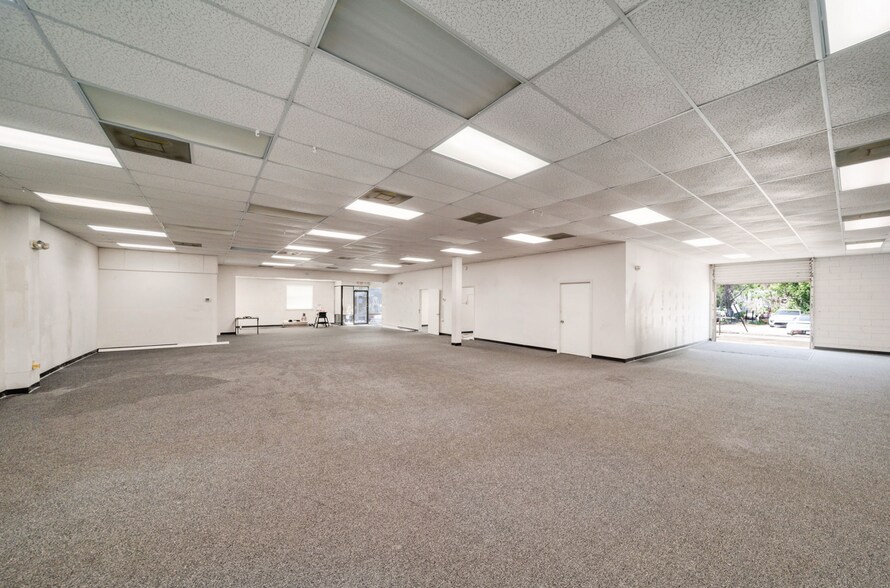 More Photos Of 100 Candace Dr, Maitland Distribution For Lease