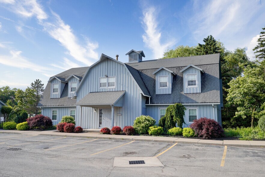 More Photos Of 1625 Rochester Rd, Farmington Office For Sale