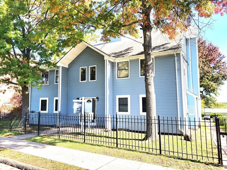 Primary Photo Of 270-276 Bellevue St, Hartford Apartments For Sale