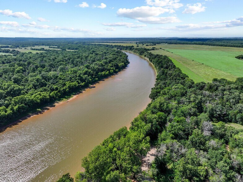 More Photos Of 4411-4455 County Road 127, Whitesboro Land For Sale