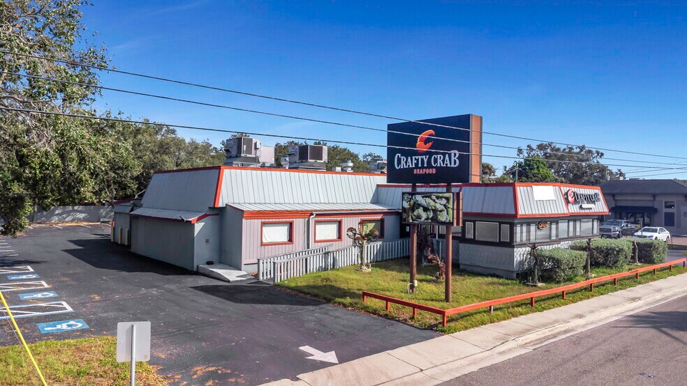 More Photos Of 2901 Tyrone Blvd, Saint Petersburg Restaurant For Sale