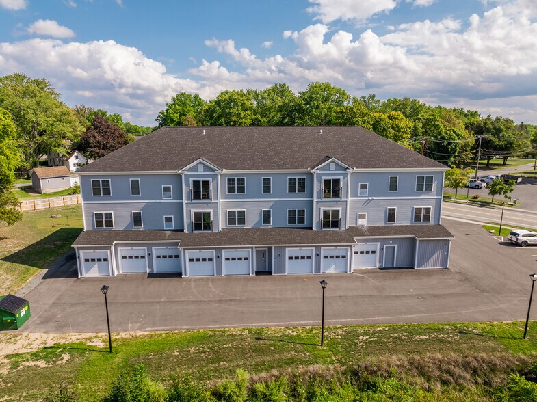 More Photos Of 32 Buffalo St, Churchville Apartments For Sale