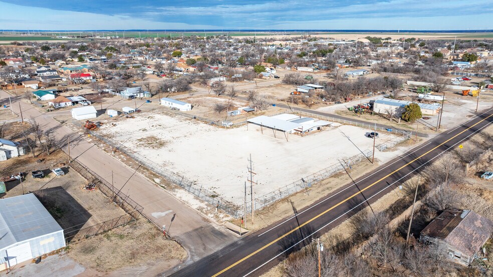 More Photos Of 711 S 3rd Ave, Munday Warehouse For Sale