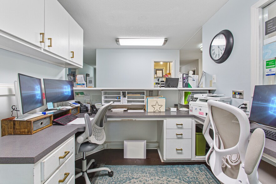 More Photos Of 924 Tall Pine Rd, Mount Pleasant Medical For Sale