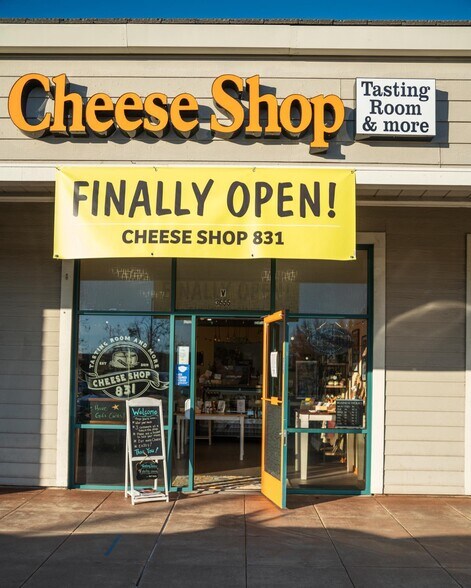 More Photos Of 3555 Clares St, Capitola Unknown For Lease