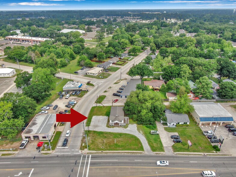 More Photos Of 724 W Main St, Tomball Medical For Sale