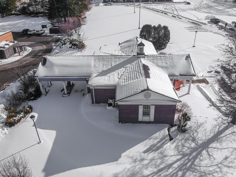 More Photos Of 3210 Wilmington Rd, New Castle Bowling Alley For Sale