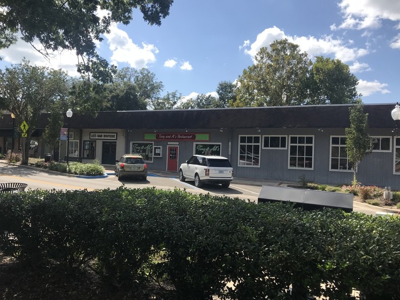 Primary Photo Of 14960 Main St, Alachua Restaurant For Lease