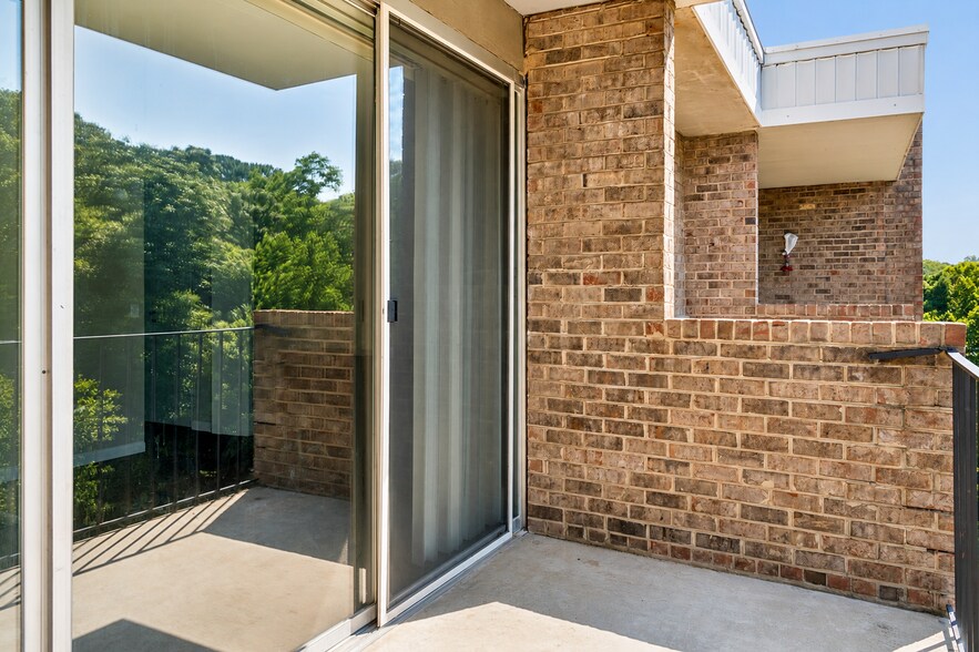 More Photos Of 600 Martin Luther King Jr Blvd, Chapel Hill Apartments For Sale