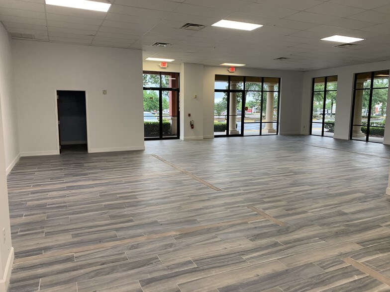 More Photos Of 4300 S Highway 27, Clermont Storefront Retail Office For Lease