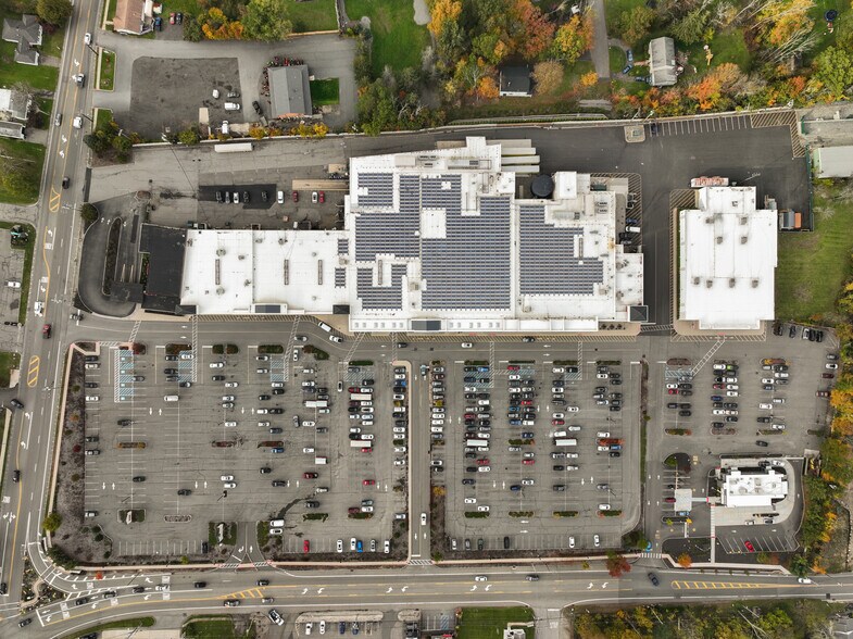 More Photos Of 1-33 Marshall Hill Rd, West Milford General Retail For Lease