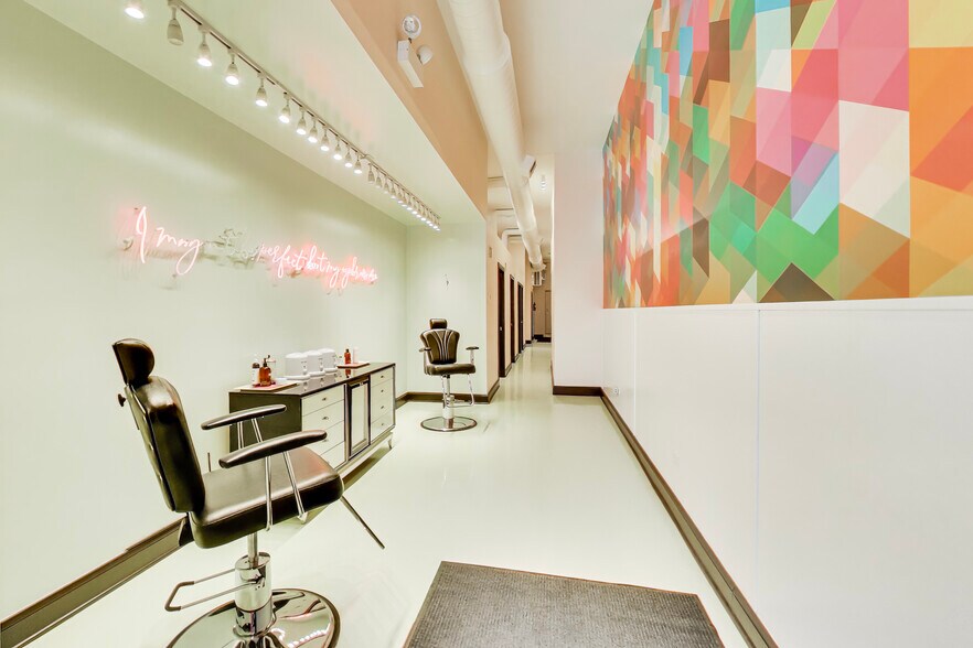 More Photos Of 2108-2110 W Roscoe St, Chicago Storefront Retail Residential For Sale