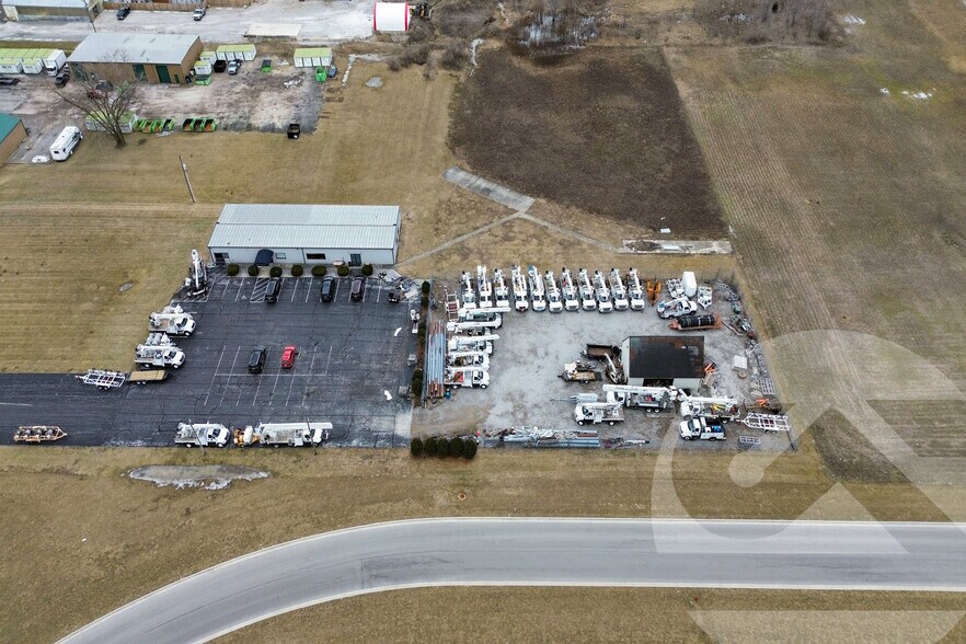 Primary Photo Of 2440 Bright Rd, Findlay Warehouse For Sale