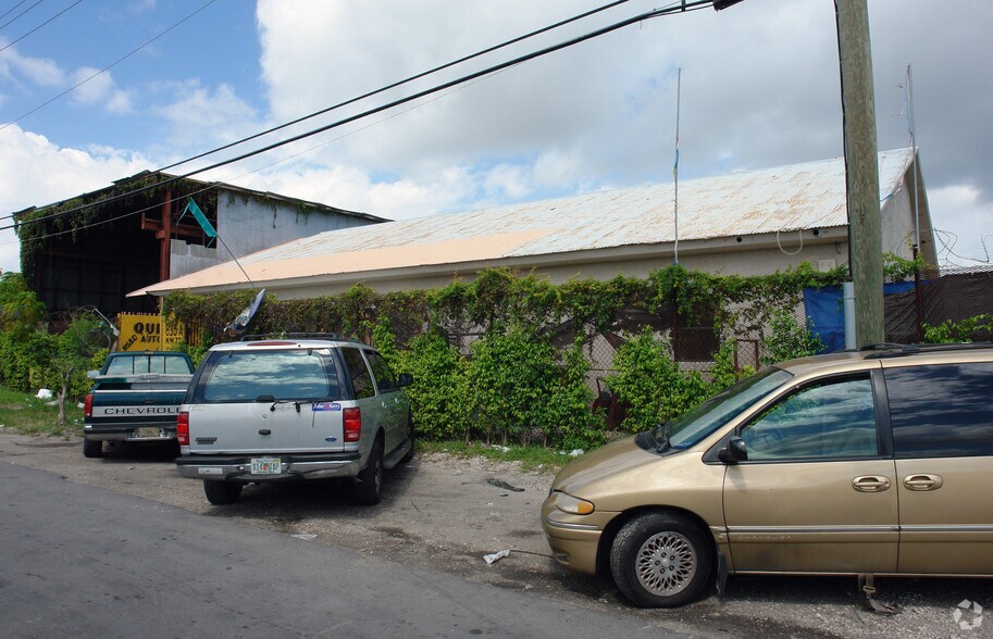 Primary Photo Of 835 NW 72nd St, Miami Service For Lease