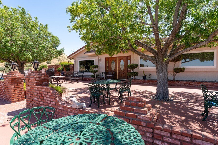More Photos Of 5801 Hacienda Ranch Rd, Palmdale Specialty For Sale