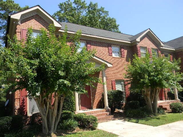 More Photos Of 2350 Prince Ave, Athens Office For Lease