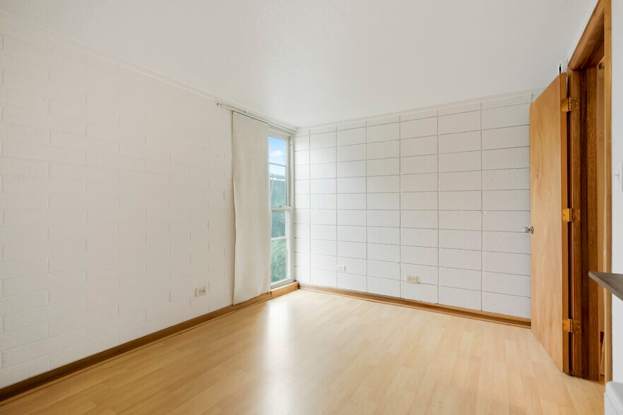 More Photos Of 2860 W 32nd Ave, Denver Apartments For Sale