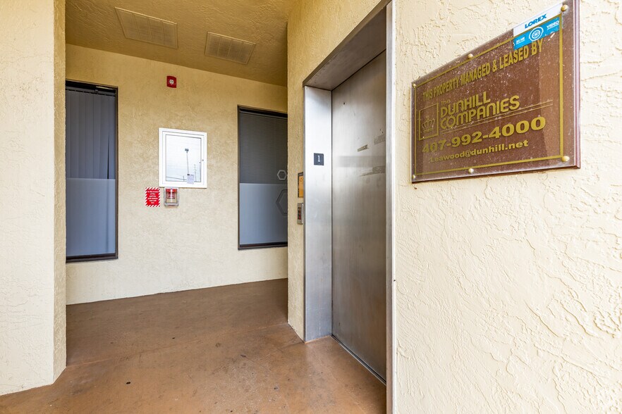More Photos Of 1417 N Semoran Blvd, Orlando Office For Lease
