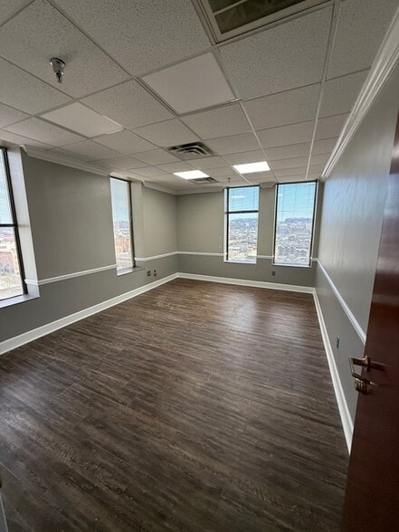 More Photos Of 215 N Richard Arrington Jr Blvd, Birmingham Loft Creative Space For Lease