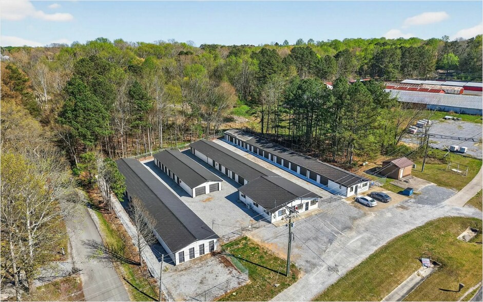 More Photos Of 9582 Heart of Dixie hwy, Arab Self Storage For Sale