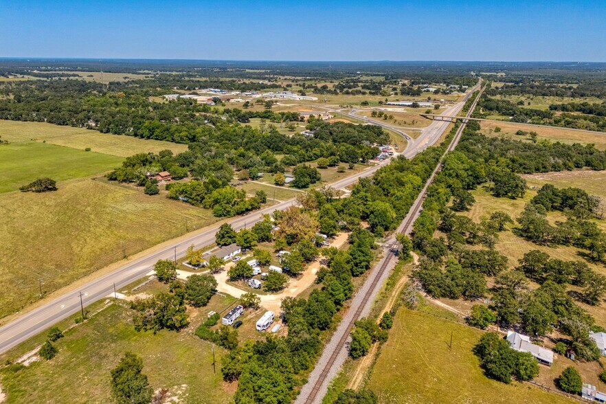 More Photos Of 1332 Cameron Ave, Rockdale Trailer Camper Park For Sale