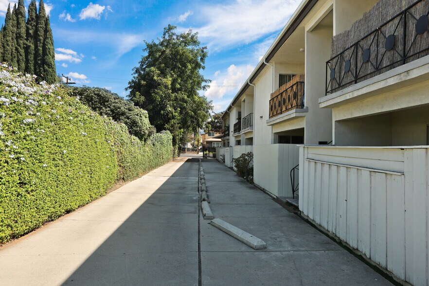 More Photos Of 231 N Alhambra Ave, Monterey Park Apartments For Sale