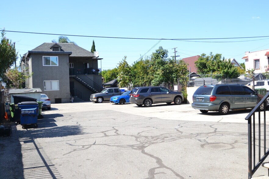 More Photos Of 1336 Toberman St, Los Angeles Apartments For Sale