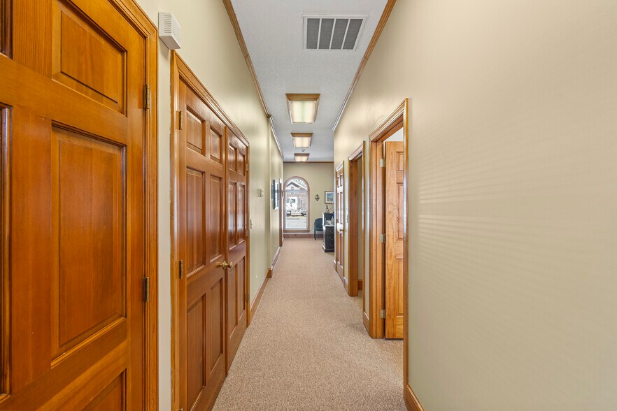 More Photos Of 2507 Jake Alexander Blvd S, Salisbury Medical For Lease