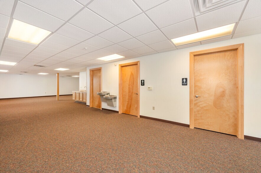 More Photos Of 3135 Wilmington Rd, New Castle Medical For Sale