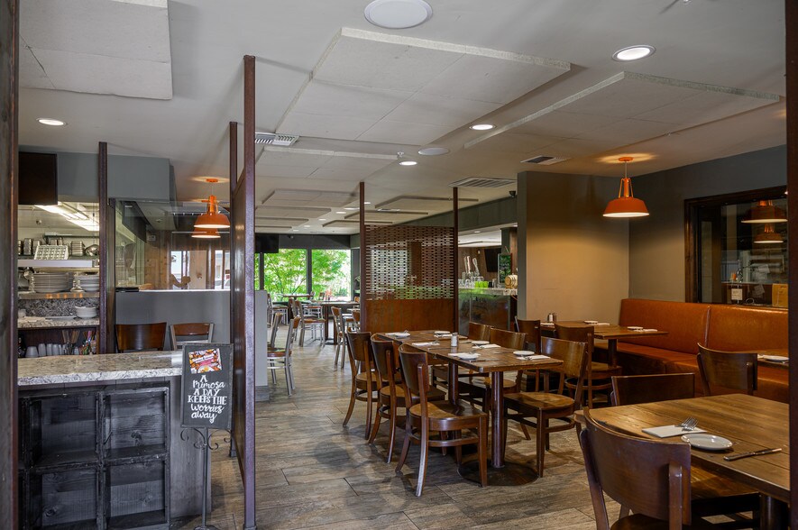 More Photos Of 19920 1st St, Hilmar Restaurant For Lease