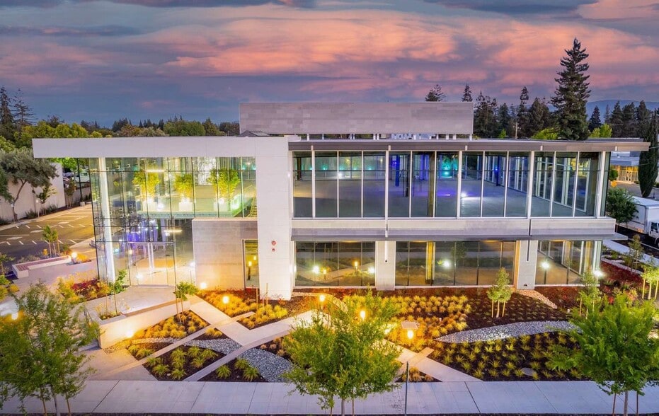 More Photos Of 1075 Terra Bella Ave, Mountain View Office For Sale