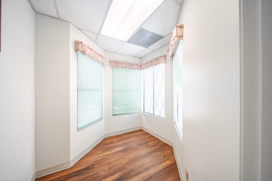 More Photos Of 315 E Route 66, Glendora Healthcare For Lease