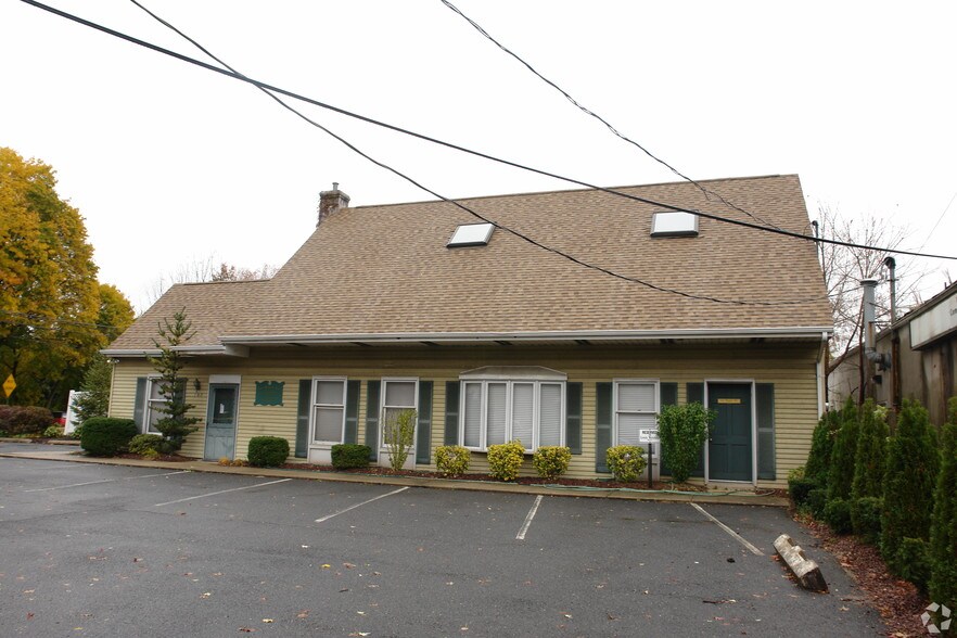 More Photos Of 143 South St, Freehold Medical For Sale