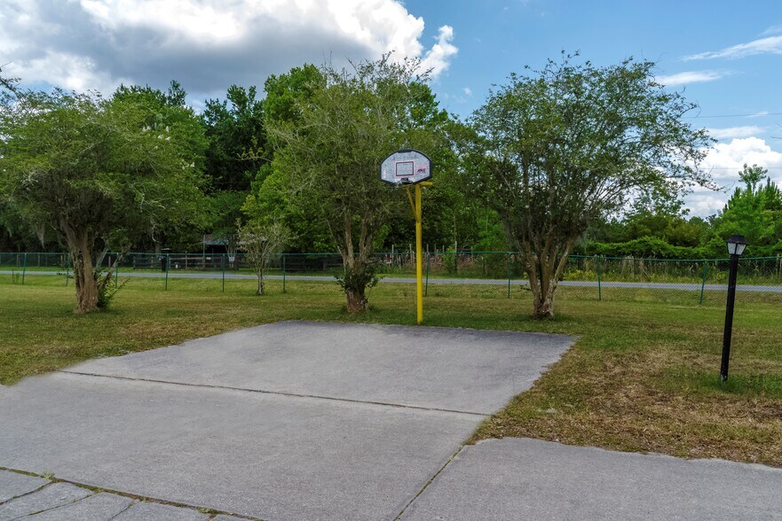 More Photos Of 471 San Mateo Rd, San Mateo Manufactured Housing Mobile Home Park For Sale