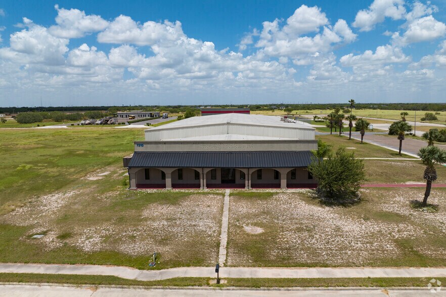 More Photos Of 600 Independence Dr, Edinburg Warehouse For Sale