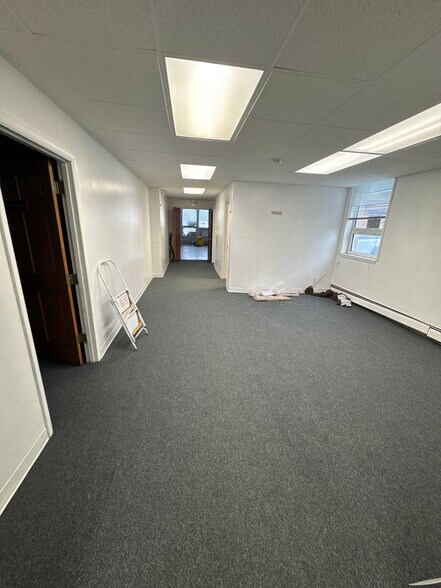 More Photos Of 205 N Lake St, Aurora Storefront Retail Residential For Lease