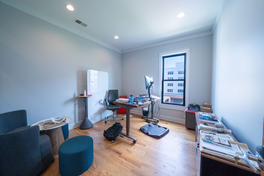 More Photos Of 152 N Tucker St, Memphis Loft Creative Space For Sale